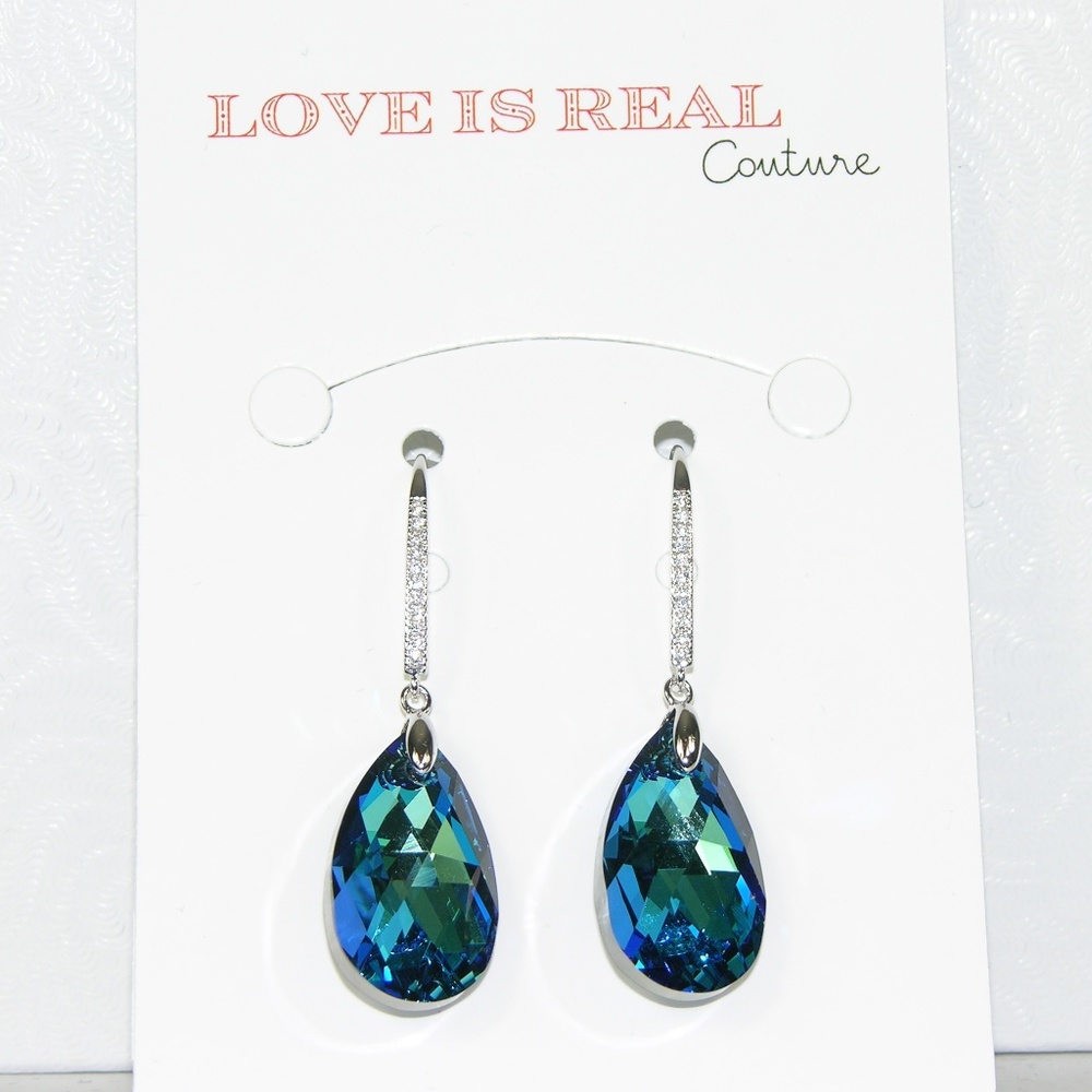 Water Droplet Earrings Made w/ Swarovski Crystals - Picture 8 of 8
